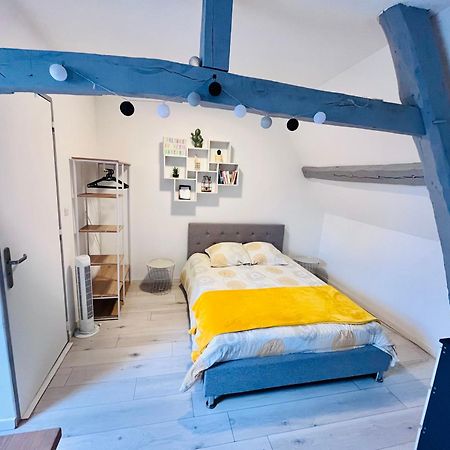 Au Petit Marcade Apartman Abbeville Kültér fotó