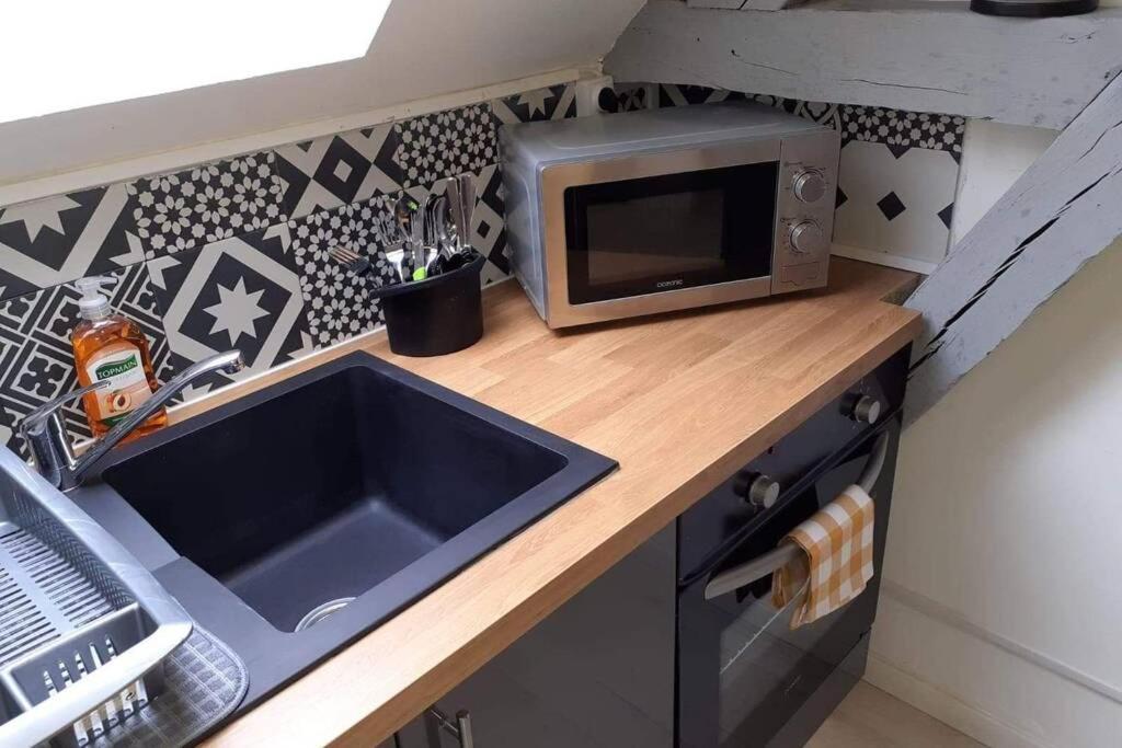 Au Petit Marcade Apartman Abbeville Kültér fotó